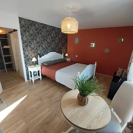 Pensionat Les Petits Jardins De De Charme Cisse