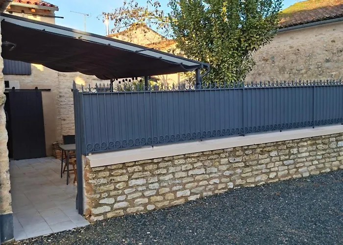 Les Petits Jardins De De Charme 3* Cisse